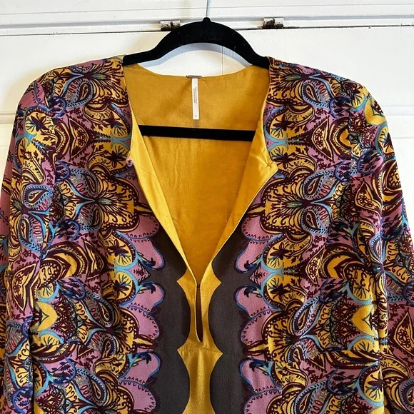 Free People Bell Sleeve Tunic Top - 4 - Picture 8 of 8